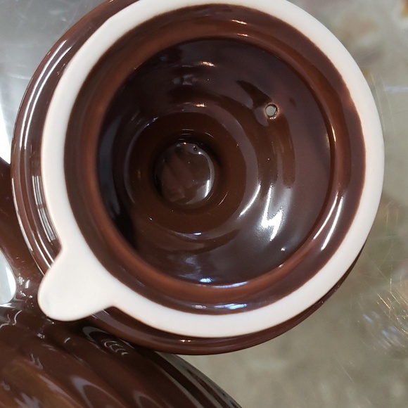 Hues N Brews NWT Vintage Dark Brown Ribbed Teapot - Picture 3 of 6